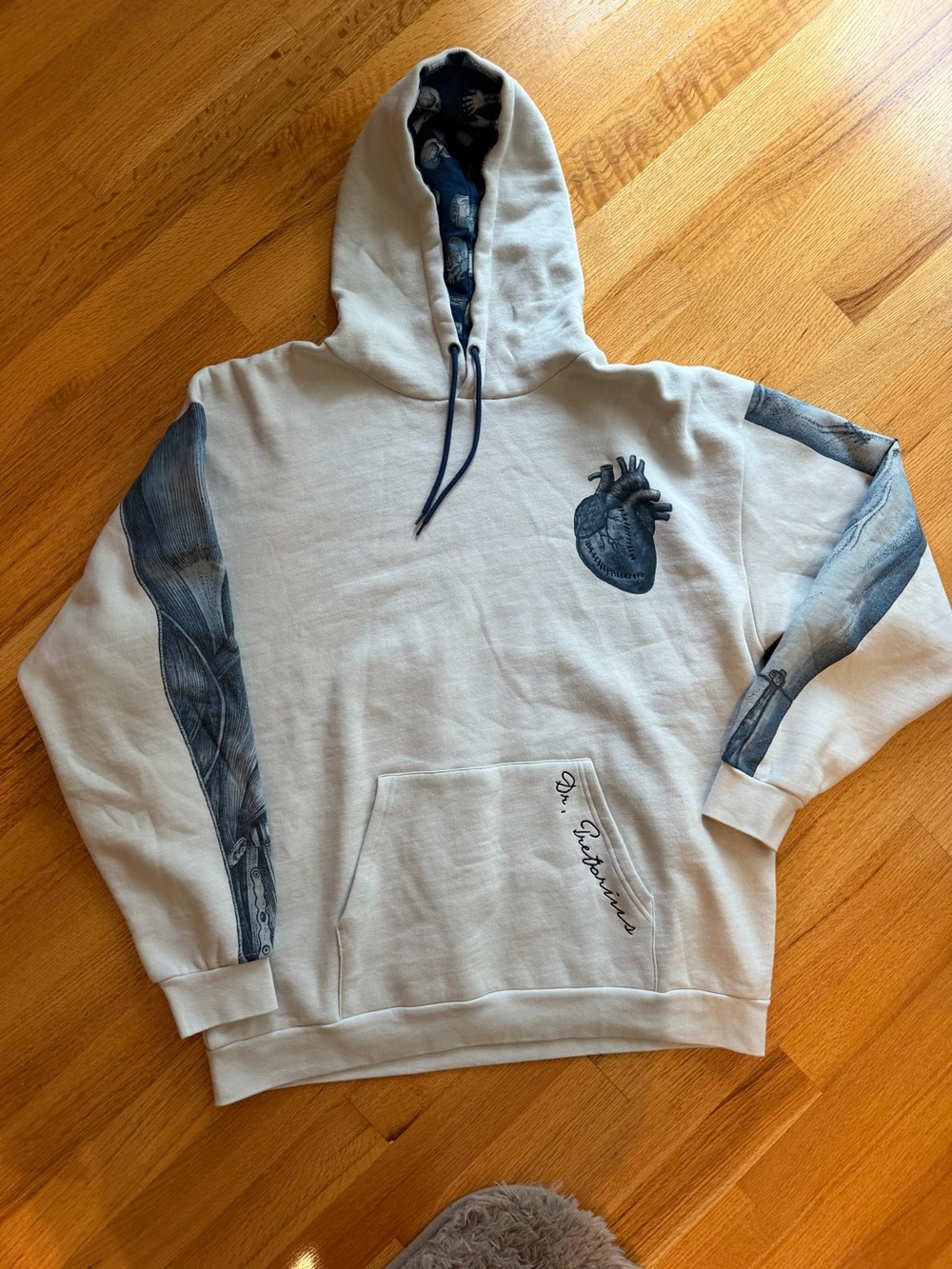 Dark Universe - Universal Studios Beige Pullover Hoodie - 3XL